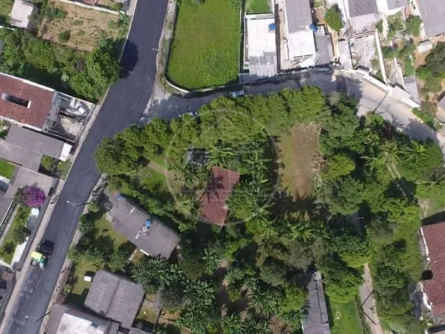 Terreno com 255m², à venda, no bairro Recanto Campina Verde em Embu-Guaçu