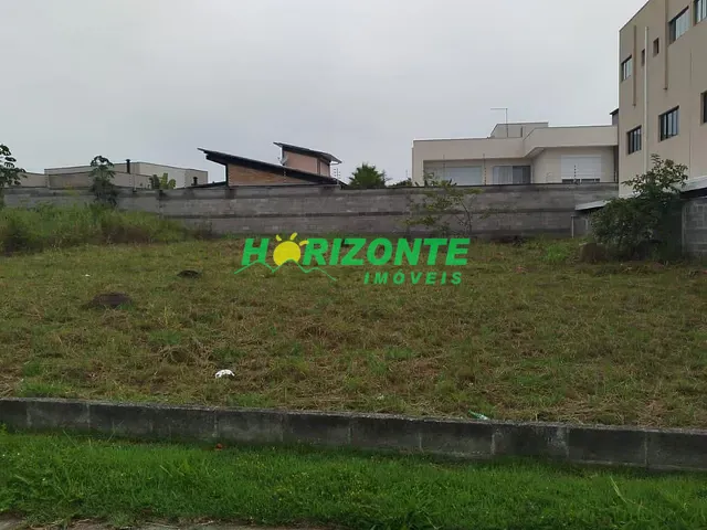 Terreno com 601m², à venda, no bairro URBANOVA em São José dos Campos