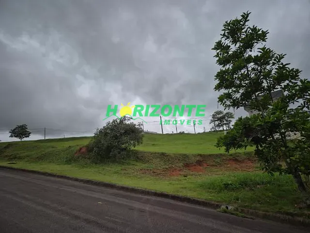 Terreno com 384m², à venda, no bairro Condomínio Bellavittá em Caçapava
