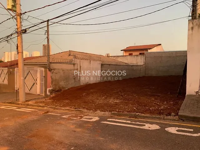 Terreno com 250m², à venda, no bairro Jardim São Carlos em Sorocaba