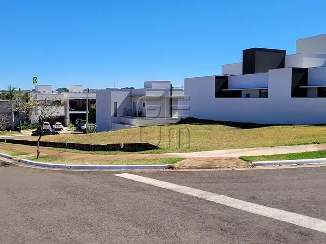 Terreno com 367m², à venda, no bairro Parque Tauá em Londrina