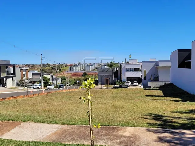 Terreno com 367m², à venda, no bairro Parque Tauá em Londrina