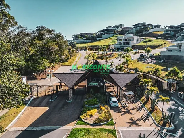 Terreno com 798m², à venda, no bairro Condomínio Reserva do Paratehy em São José dos Campos