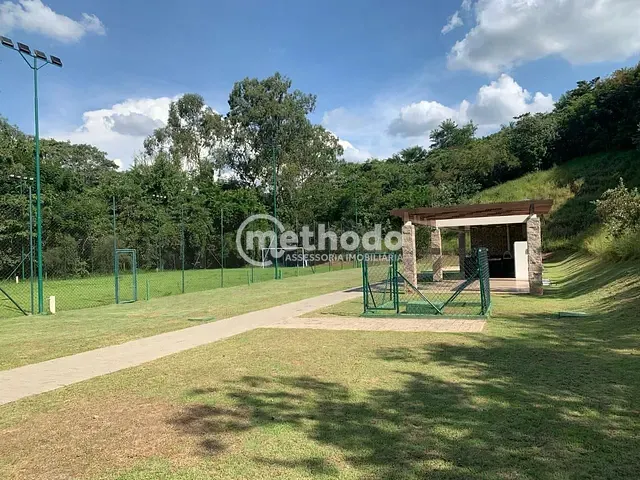 Terreno com 691m², à venda, no bairro Parque Portugal em Valinhos