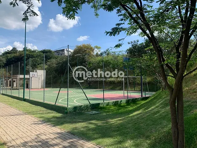 Terreno com 691m², à venda, no bairro Parque Portugal em Valinhos