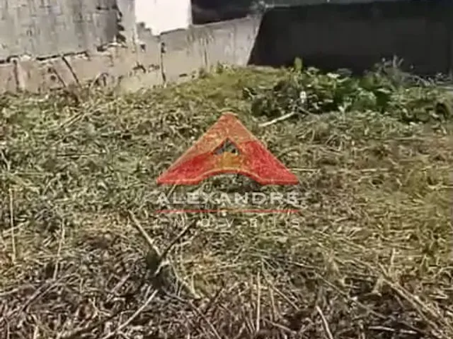 Terreno com 250m², à venda, no bairro Jardim Santa Inês II em São José Dos Campos
