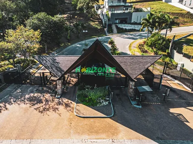 Terreno com 729m², à venda, no bairro Condomínio Reserva do Paratehy em São José dos Campos
