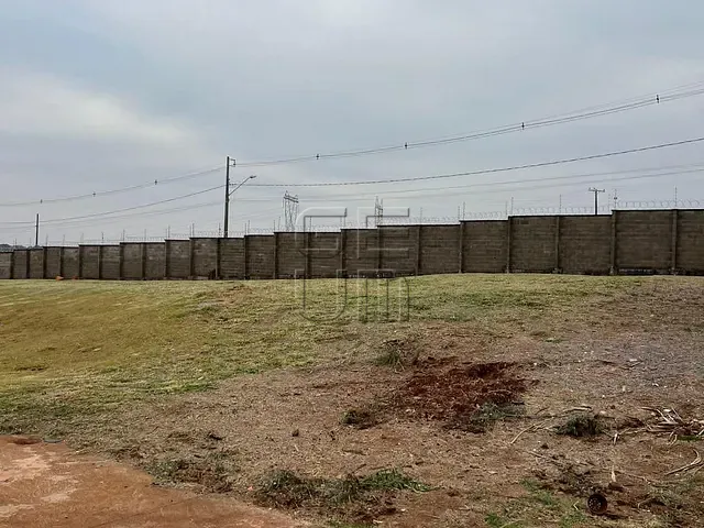 Terreno com 314m², à venda, no bairro Colúmbia em Londrina