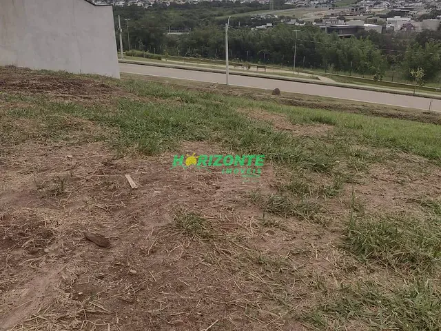 Terreno com 330m², à venda, no bairro Urbanova em São José dos Campos