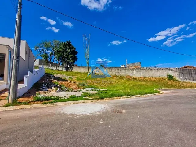 Terreno com 538m², à venda, no bairro Villaggio Piu Verdi em Itatiba