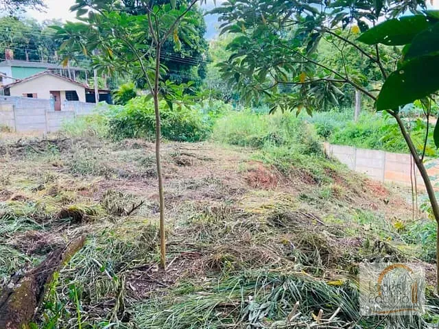 Terreno com 513m², à venda, no bairro Vila Olga em Atibaia