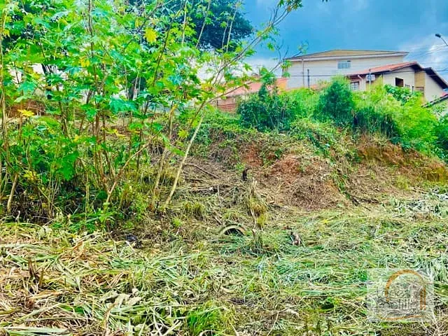 Terreno com 513m², à venda, no bairro Vila Olga em Atibaia