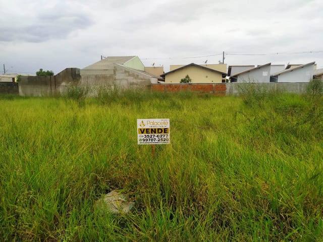 Terreno com 375m², à venda, no bairro Residencial e Comercial Portal dos Eucaliptos em Pindamonhangaba