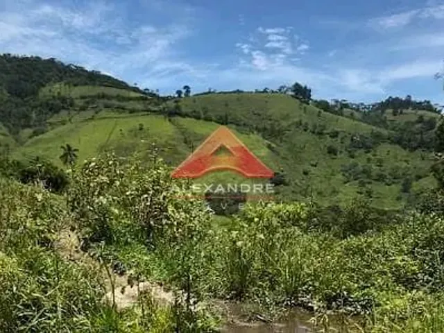 Terreno com 108900m², à venda, no bairro Paiol Grande em São Bento Do Sapucaí