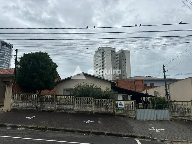 Terreno com 360m², à venda, no bairro Orfãs em Ponta Grossa
