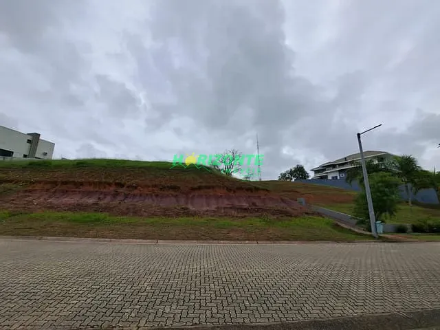 Terreno com 1000m², à venda, no bairro Condomínio Reserva do Paratehy Sul em São José dos Campos