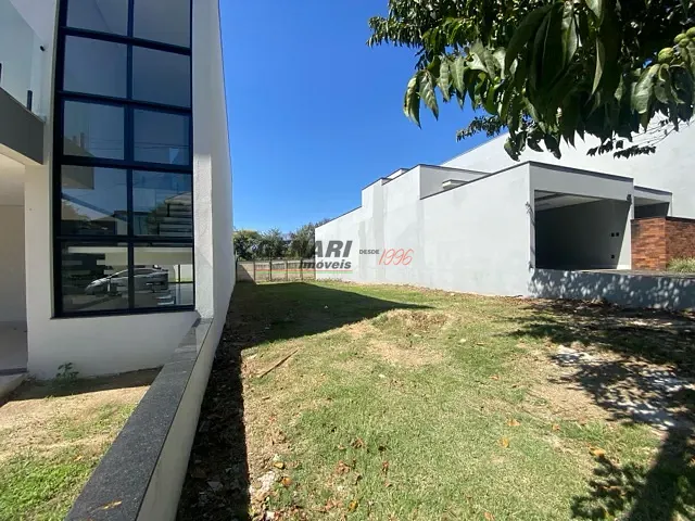Terreno com 240m², à venda, no bairro Jardim Bréscia em Indaiatuba