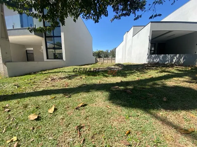 Terreno com 240m², à venda, no bairro Jardim Bréscia em Indaiatuba