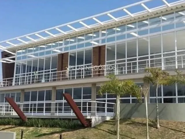 Terreno com 340m², à venda, no bairro Green Valley em Votorantim