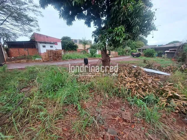 Terreno com 2372m², à venda, no bairro Jardim Meton em Londrina