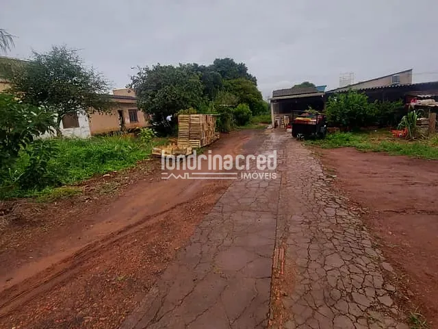 Terreno com 2372m², à venda, no bairro Jardim Meton em Londrina