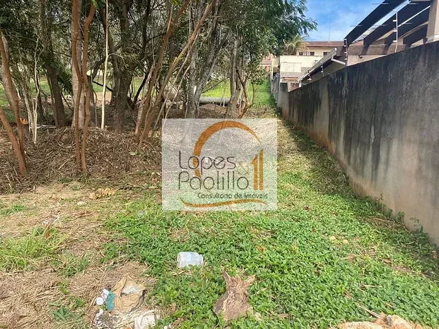 Terreno com 560m², à venda, no bairro Jardim Siriema em Atibaia