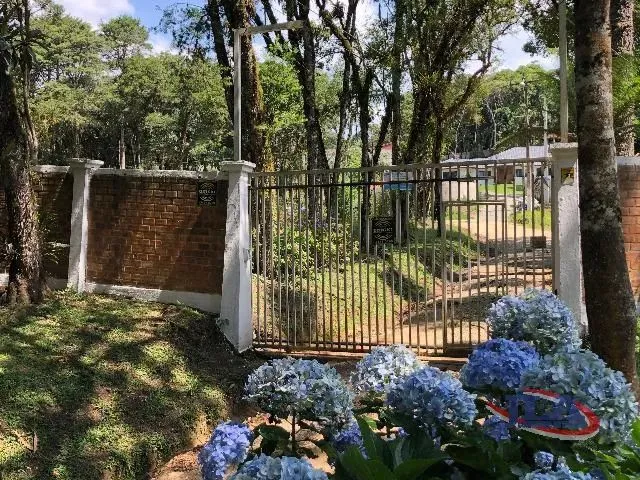 Terreno à venda, no bairro Campininha em Quatro Barras