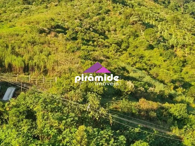 Terreno com 30000m², à venda, no bairro Quilombo em São Bento do Sapucaí