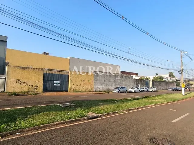 Terreno com 3000m², à venda, no bairro Rodocentro em Londrina