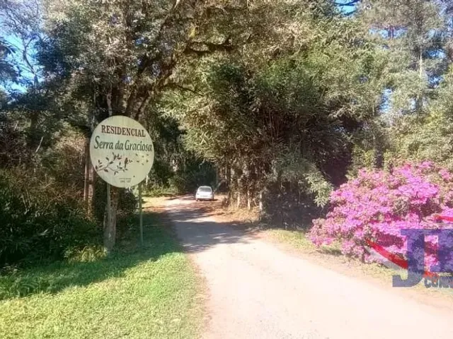 Terreno à venda, no bairro Campininha em Quatro Barras