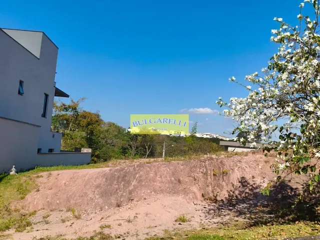 Terreno com 300m², à venda, no bairro Jardim Celeste em Jundiaí