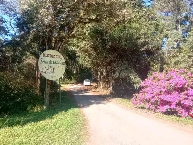Terreno à venda, no bairro Campininha em Quatro Barras