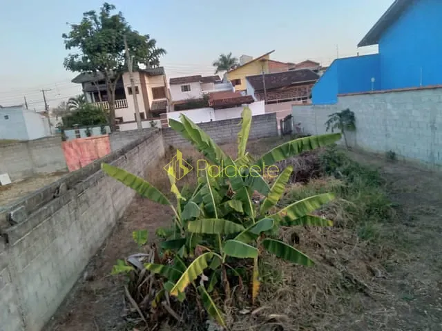 Terreno com 250m², à venda, no bairro Santana em Pindamonhangaba