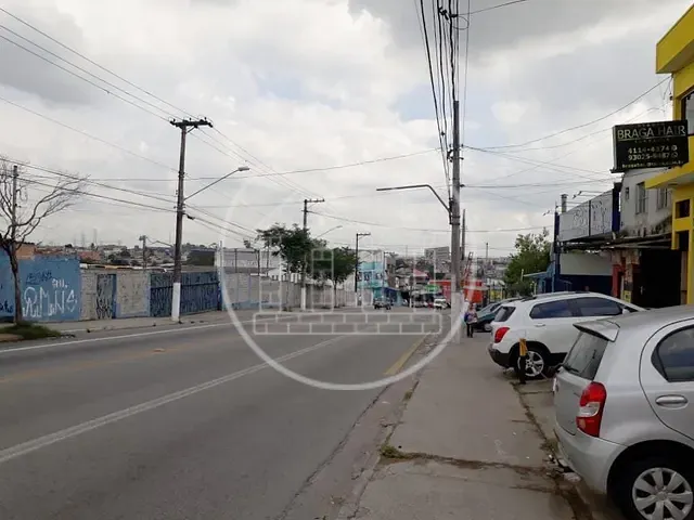 Terreno com 830m², à venda, no bairro Parque Brasil em São Paulo