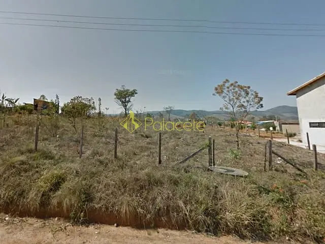 Terreno com 1000m², à venda, no bairro Parque Shangrilá em Pindamonhangaba