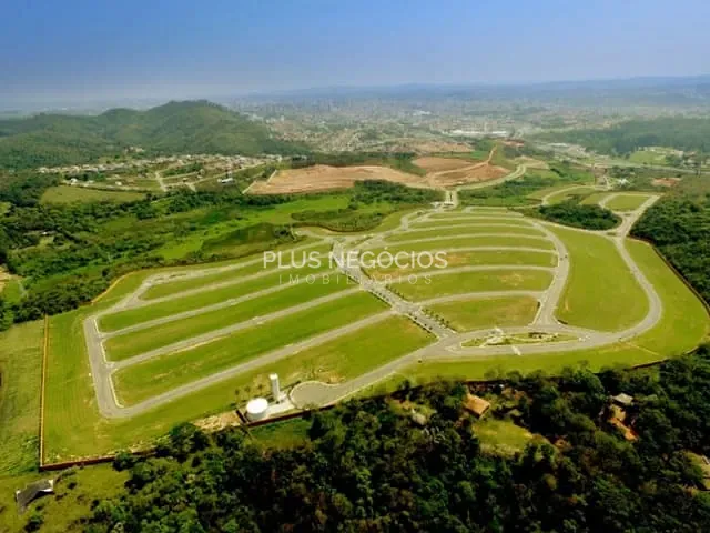 Terreno com 333m², à venda, no bairro Terras Alpha Nova Esplanada em Votorantim
