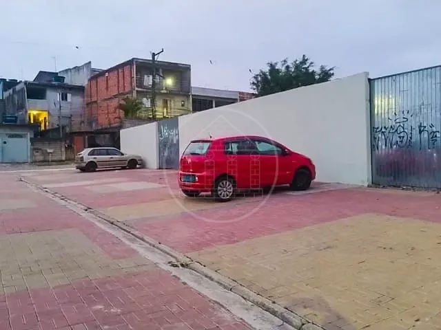 Terreno com 1600m², à venda, no bairro Vargem Grande em São Paulo