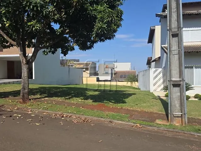 Terreno com 360m², à venda, no bairro Esperança em Londrina