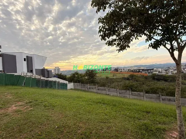 Terreno com 525m², à venda, no bairro urbanova em São José dos Campos