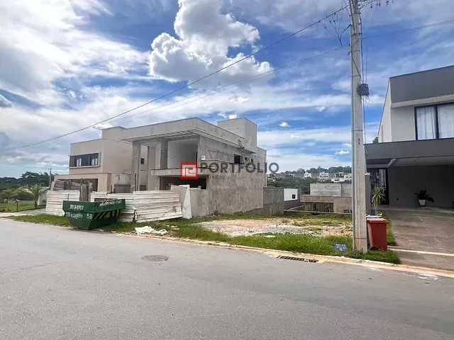 Terreno com 250m², à venda, no bairro  Jardins Capri  em Senador Canedo