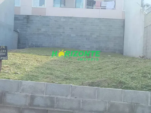 Terreno com 250m², à venda, no bairro Loteamento Villa Branca em Jacareí