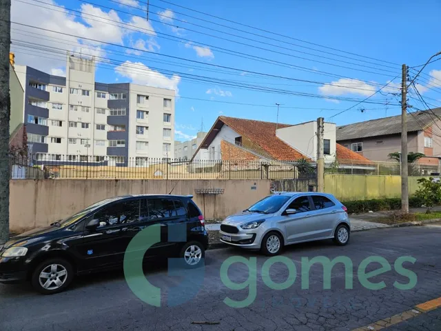 Terreno à venda, no bairro Bacacheri em Curitiba