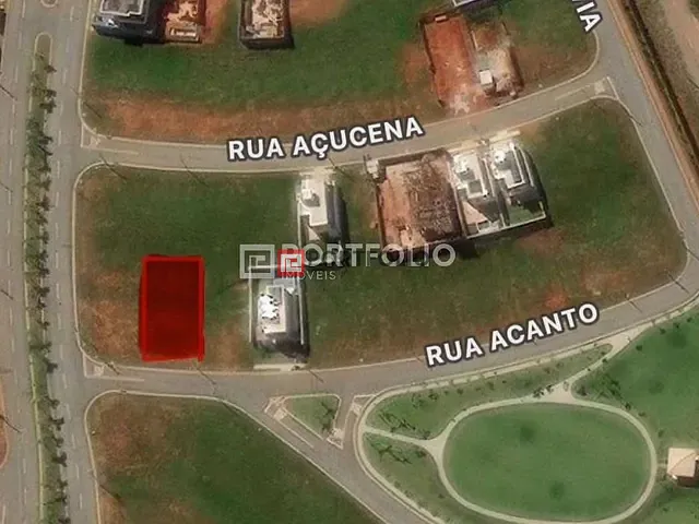 Terreno com 349m², à venda, no bairro  Jardins Capri  em Senador Canedo