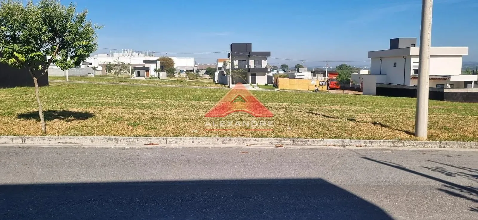 Terreno, 250 m² - Foto 1