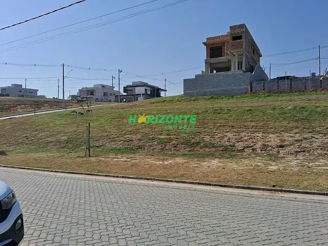Terreno com 330m², à venda, no bairro Urbanova em São José dos Campos