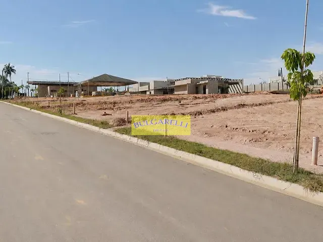 Terreno com 250m², à venda, no bairro Medeiros em Jundiaí