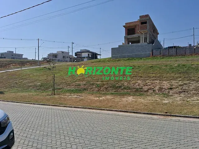 Terreno com 330m², à venda, no bairro Urbanova em São José dos Campos