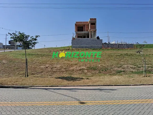 Terreno com 330m², à venda, no bairro Urbanova em São José dos Campos