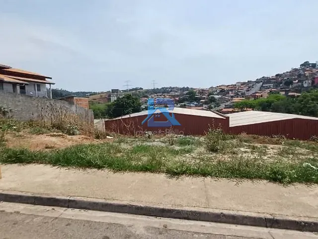 Terreno com 250m², à venda, no bairro Loteamento Aída Haddad Jafet em Itatiba