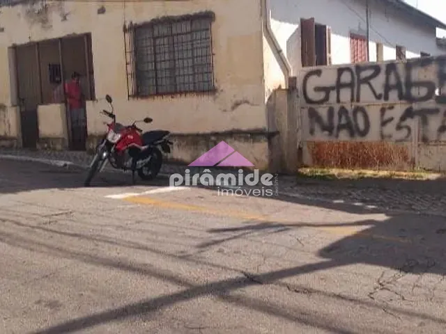 Terreno com 992m², à venda, no bairro Jardim Bela Vista em São José dos Campos